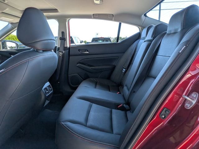 Used 2023 Red Nissan 2.0 SR image 9