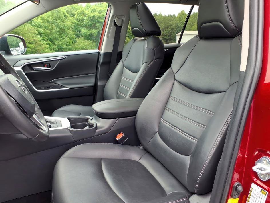 Used 2021 Ruby Flare Pearl Toyota Hybrid XLE Premium image 16