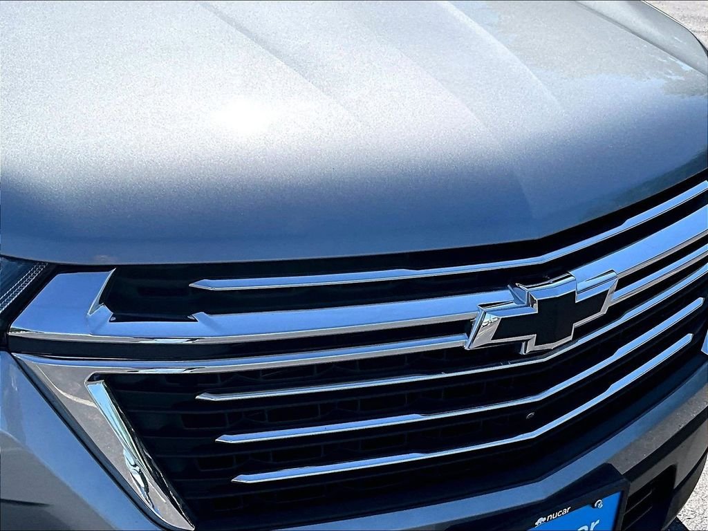 Used 2023 Gray Chevrolet LT Leather image 31