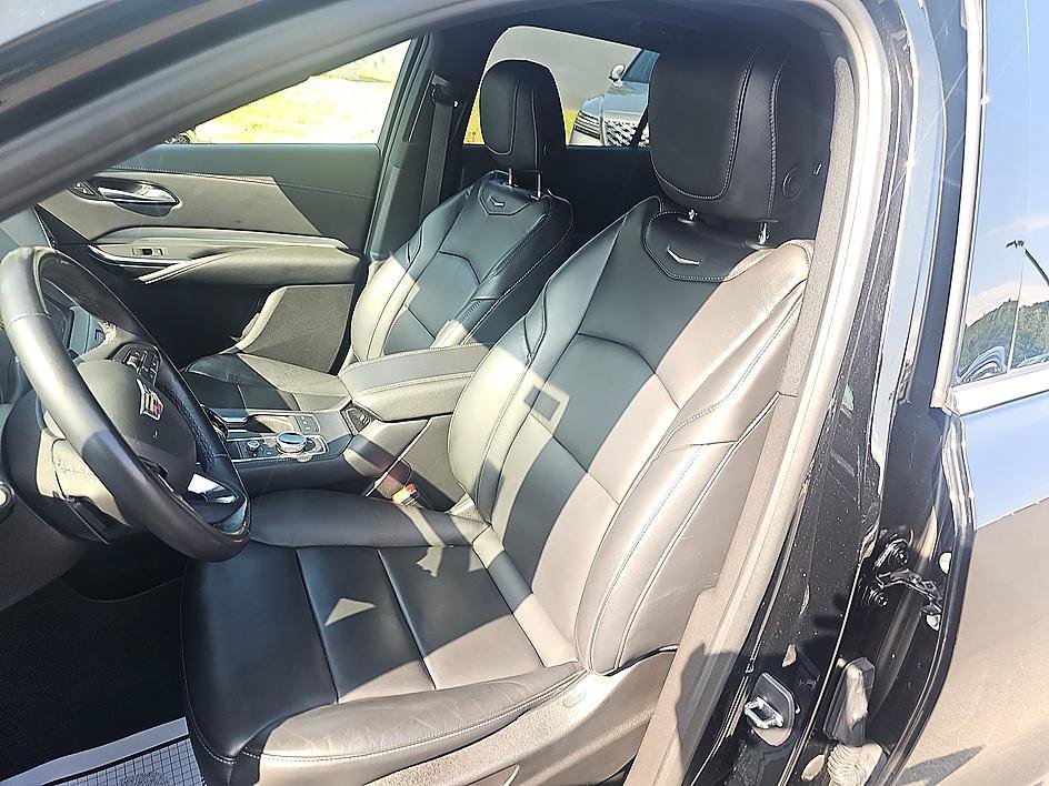 Used 2023 Stellar Black Metallic Cadillac AWD Premium Luxury image 14