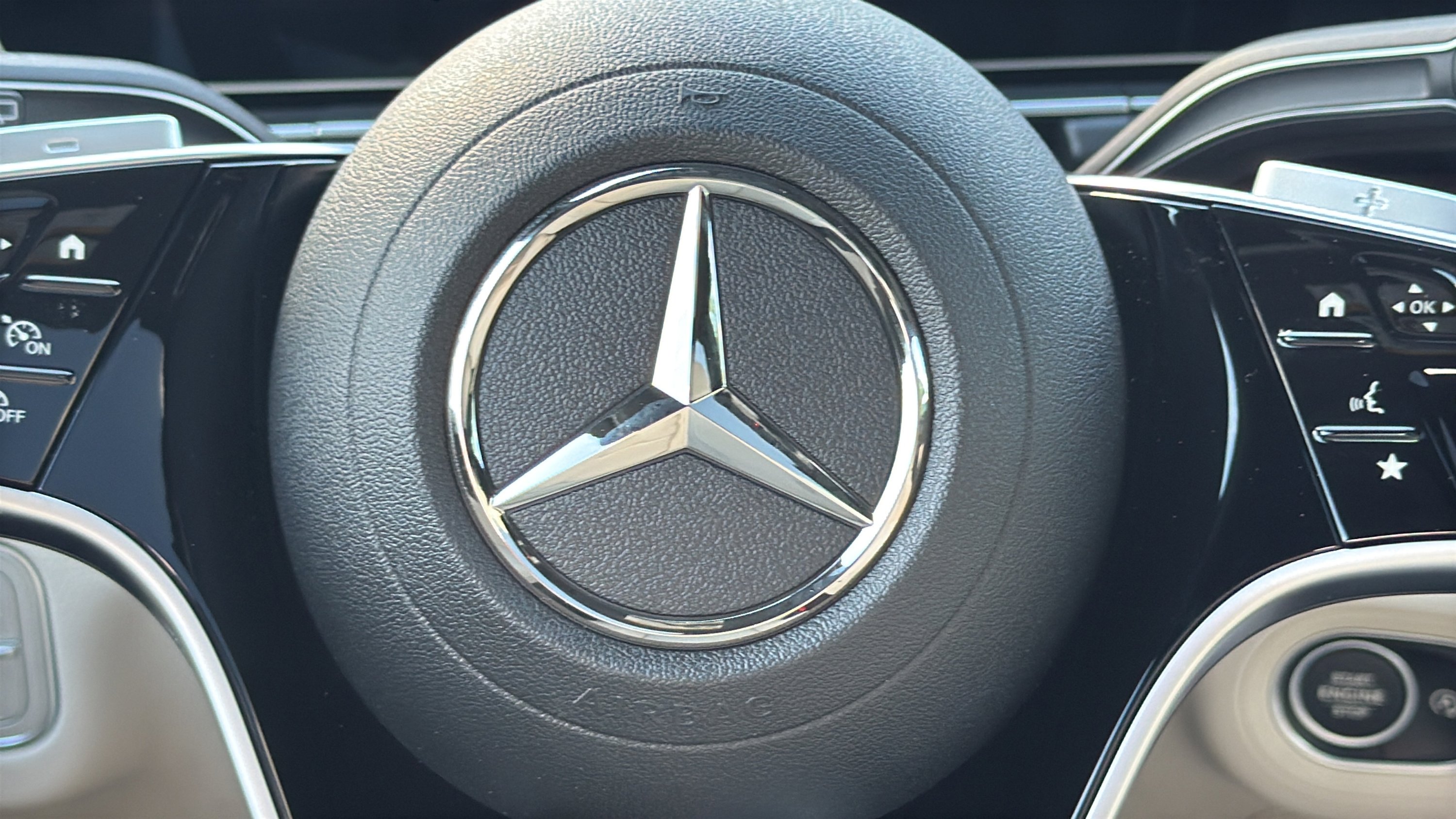 Certified Used 2026 Polar White Mercedes-Benz GLE 450 image 28