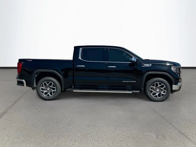 2026 GMC Sierra 1500 SLT - Photo 3