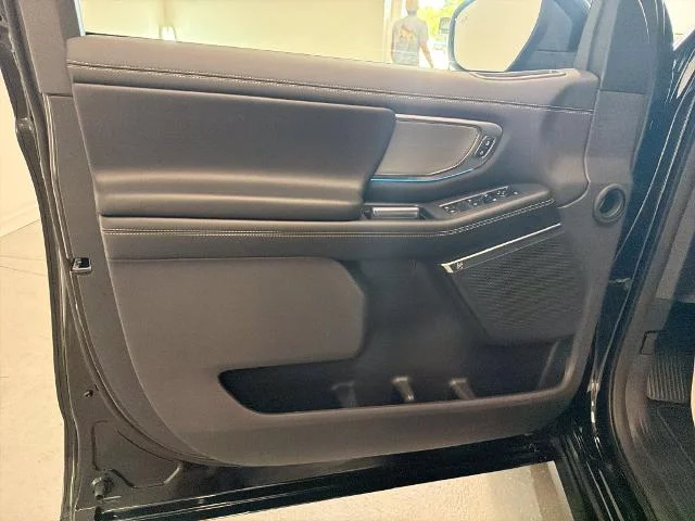 New 2027 Agate Black Metallic Ford Platinum image 29