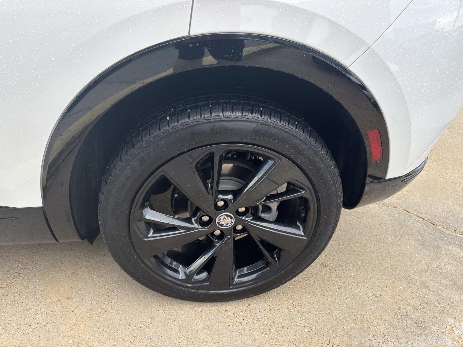 2022 Buick Envision Essence - Photo 4