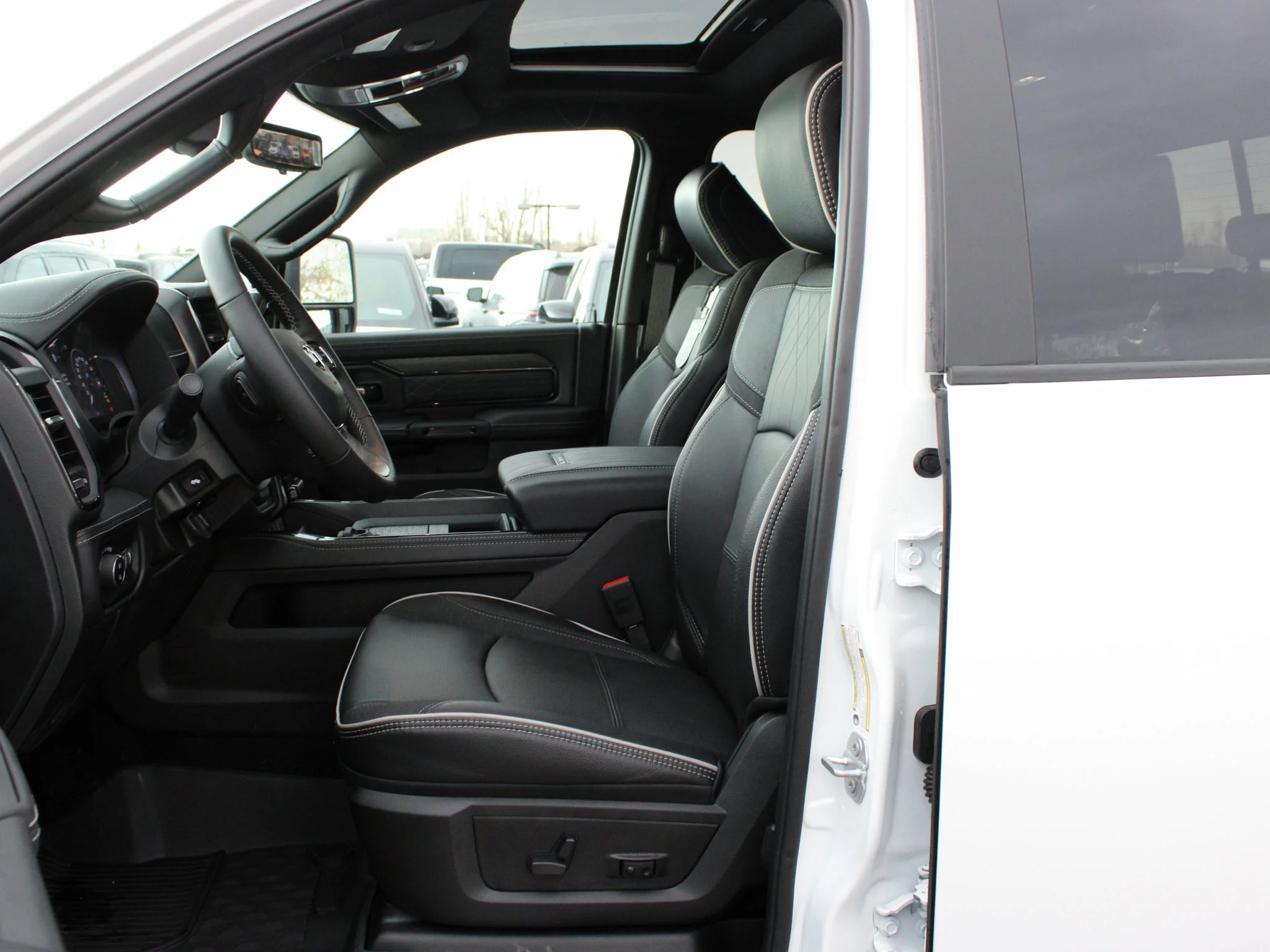 New 2026 White RAM Limited* image 9