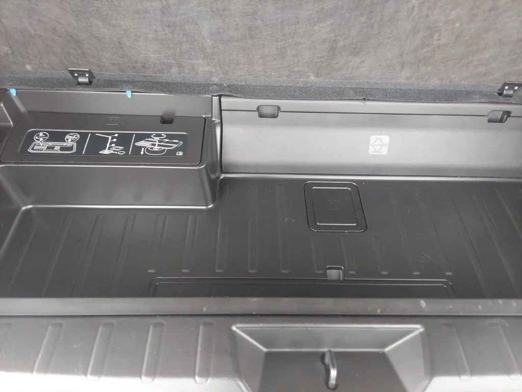 Certified Used 2025 Blue Subaru Premium image 44