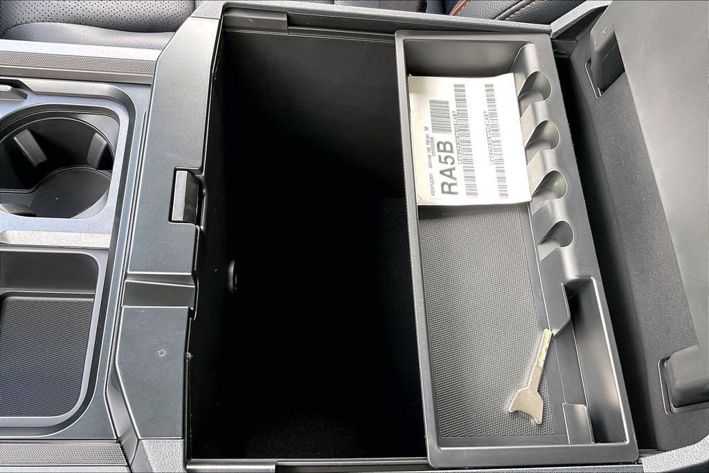 New 2026 Ford Super Duty F-250 Lariat 4D Crew Cab