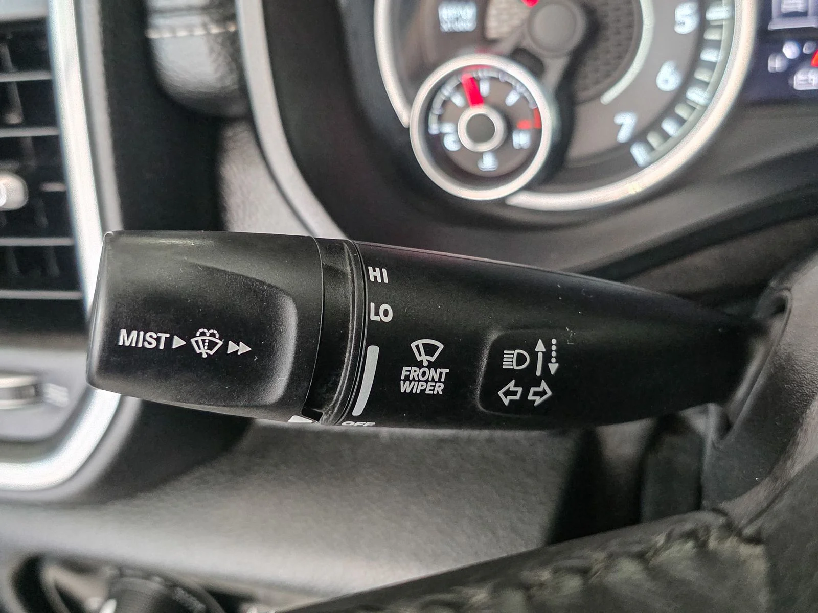 Certified Used 2021 Silver Ram Laramie image 38