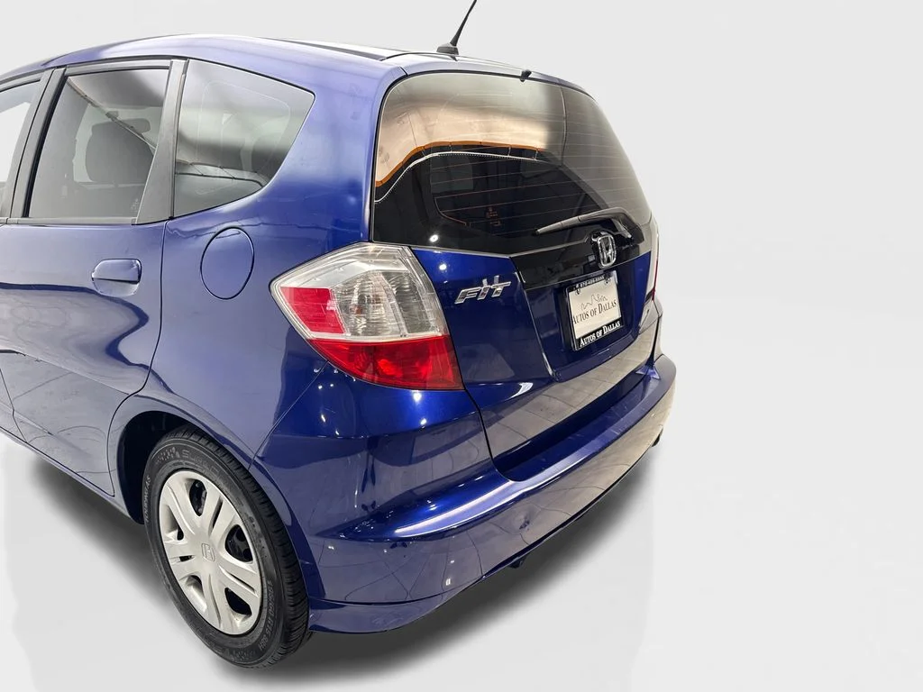 Used 2011  Honda Base image 19