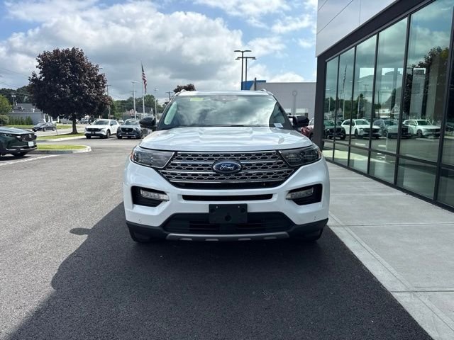 Used 2023 White Metallic Ford Limited image 7