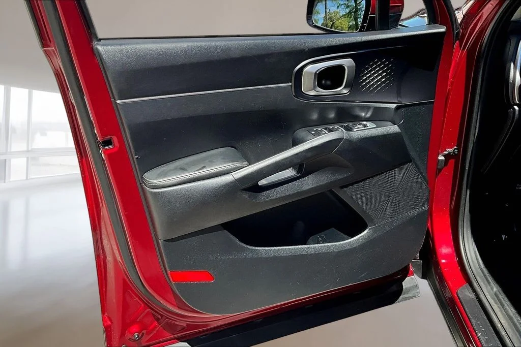 Certified Used 2022 Passion Red Tintcoat Kia LX image 19