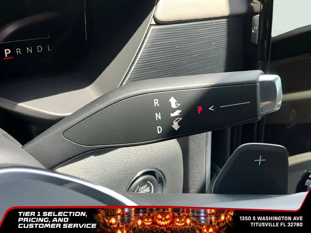 New 2026 Sterling Metallic GMC Elevation image 39