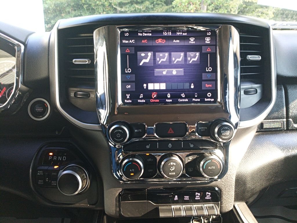 Used 2020 Silver Ram Big Horn/Lone Star image 21
