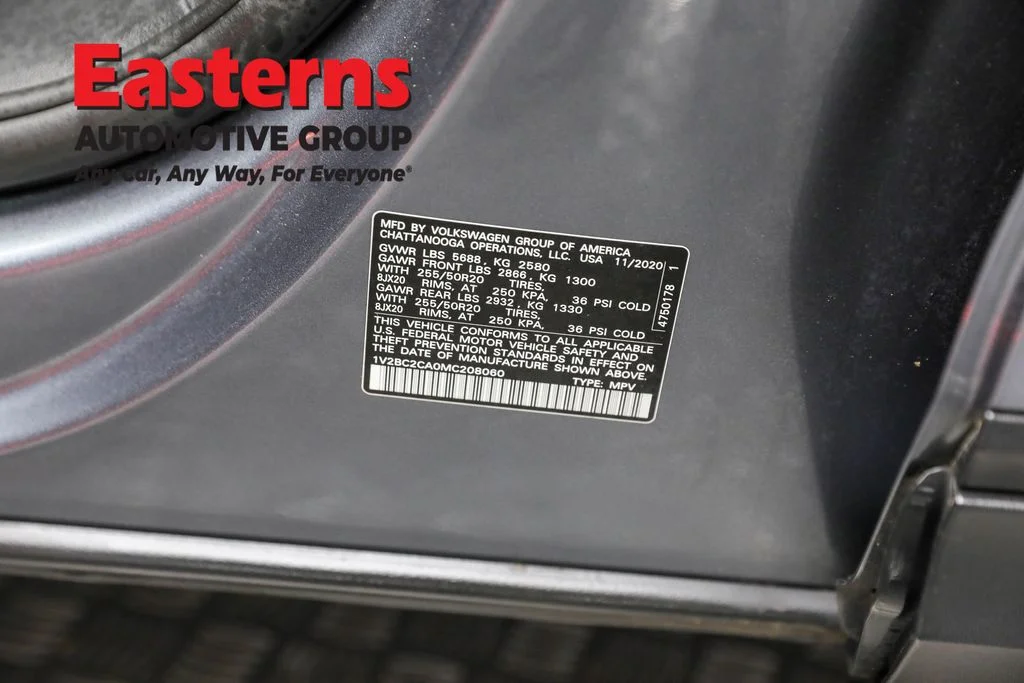 Used 2021 Gray Volkswagen 2.0T SEL image 36