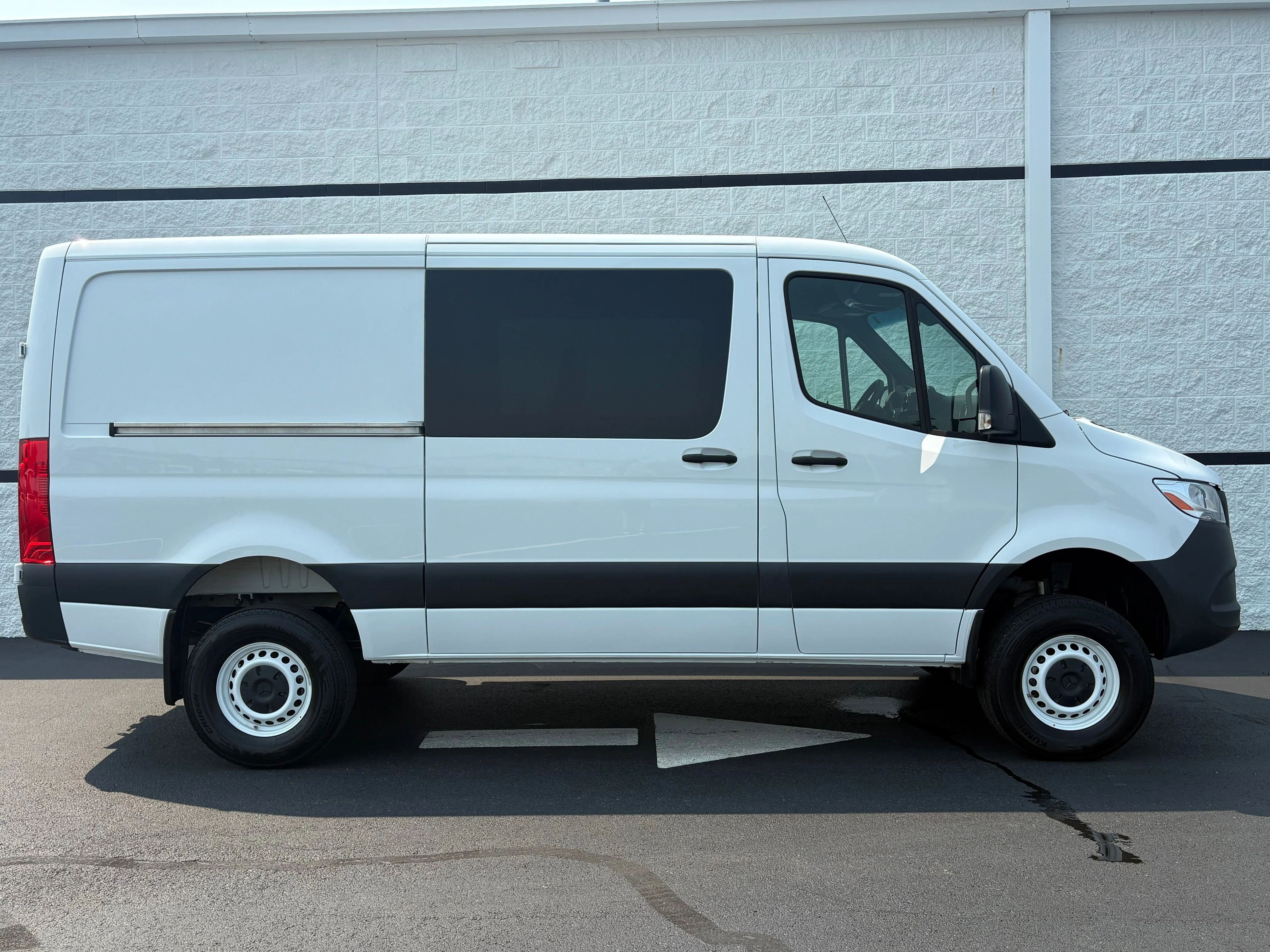 Used 2026 Gray White Mercedes-Benz Cargo 144 WB image 5