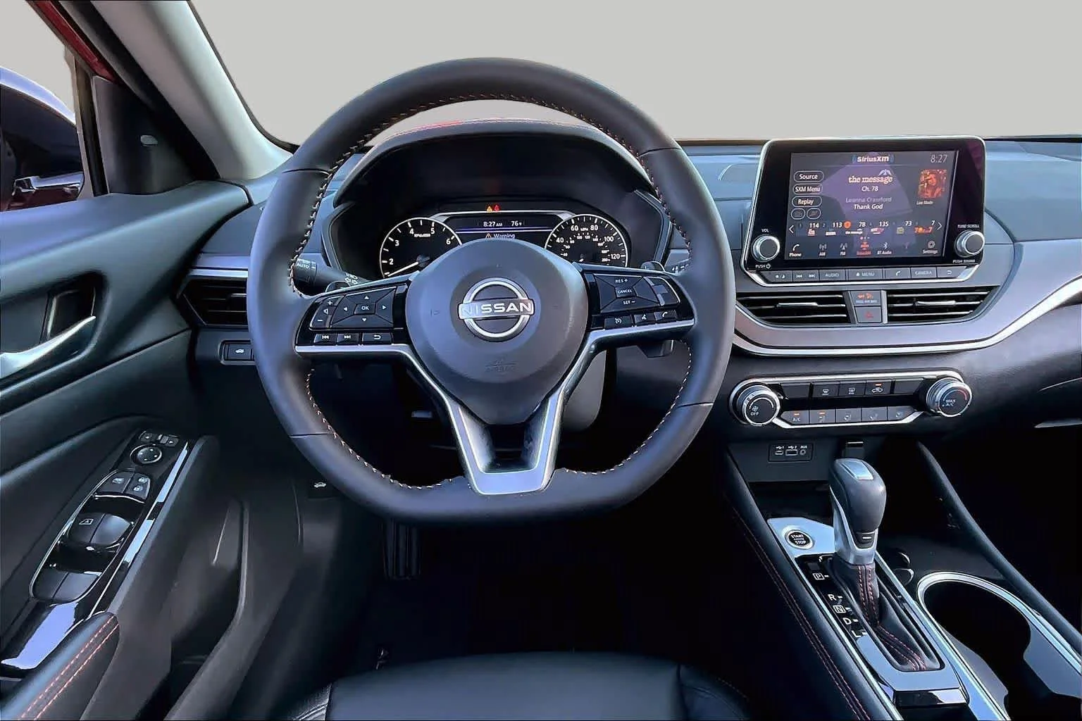 Certified Used 2025 Scarlet Ember Nissan SR image 11