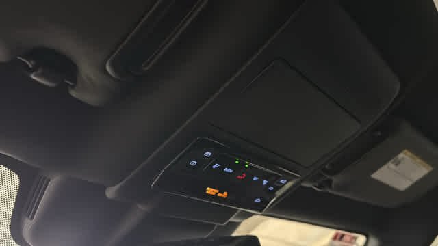 Used 2026 Wind Chill Pearl w/Black Roof Toyota XSE image 24