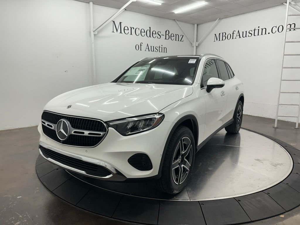 New 2027 Polar White Mercedes-Benz GLC 300 image 3