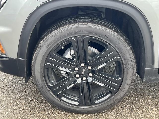 New 2026 Sterling Metallic GMC Elevation image 40