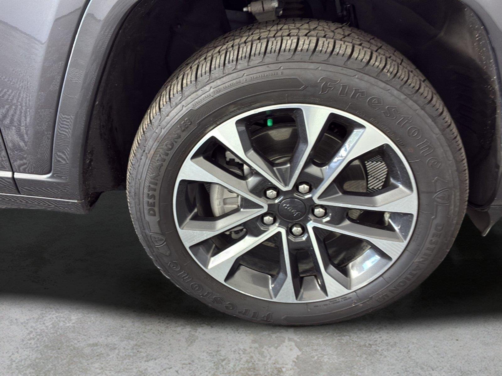 Used 2023 Baltic Gray Metallic Clearcoat Jeep Overland image 41