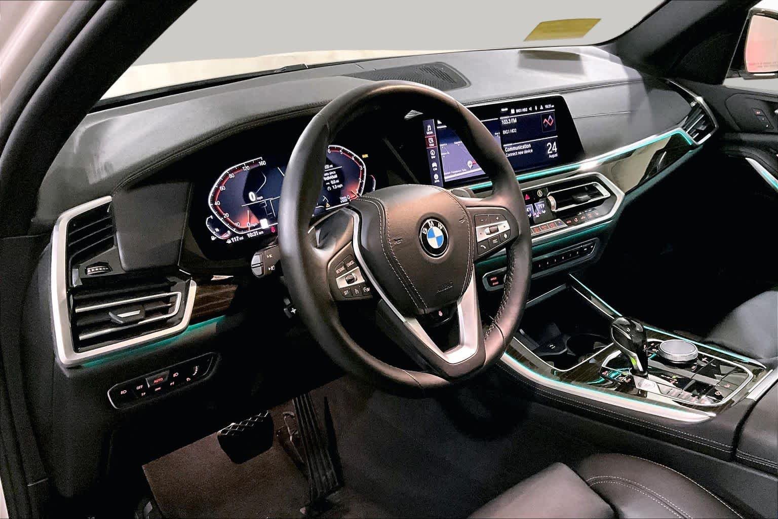 Used 2020 Mineral White Metallic BMW xDrive40i image 17
