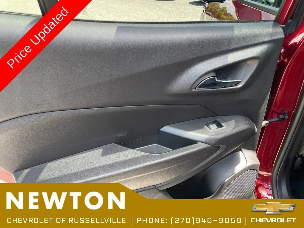 Used 2024 Crimson Metallic Chevrolet LT image 33