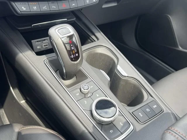 Used 2019 CRYSTAL WHITE TRICOAT Cadillac AWD Sport image 24