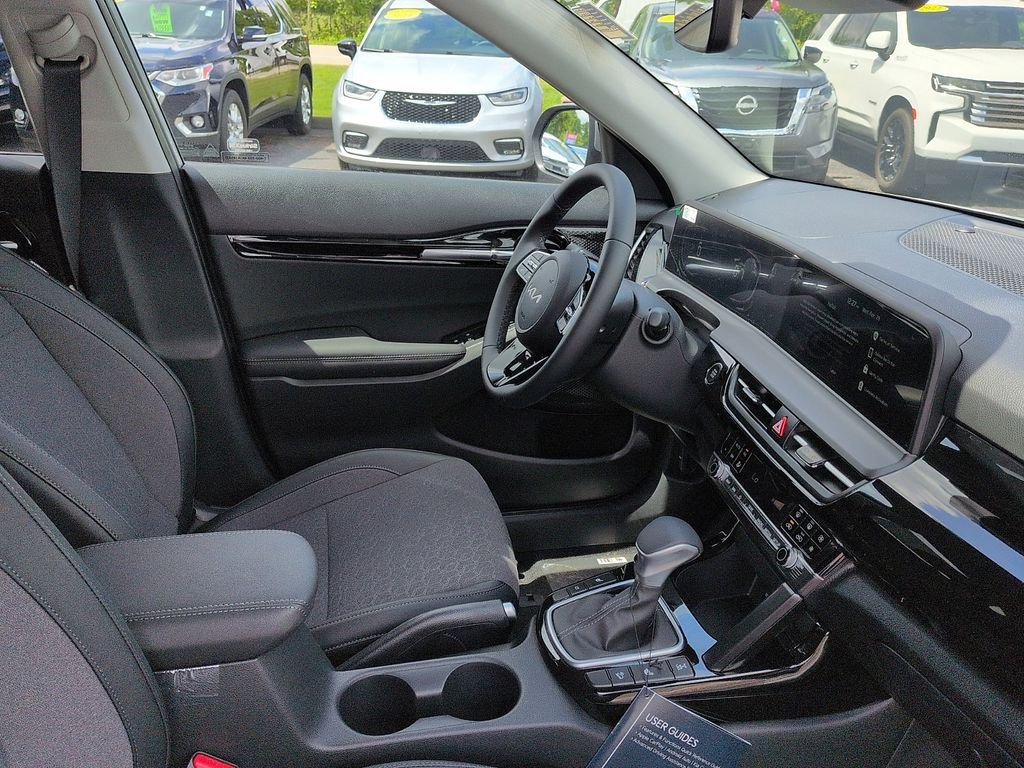 New 2026 Steel Gray Kia S image 7