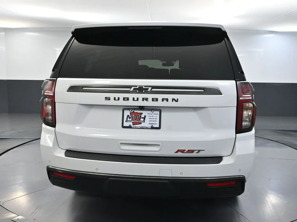 Used 2022 White Chevrolet RST image 7