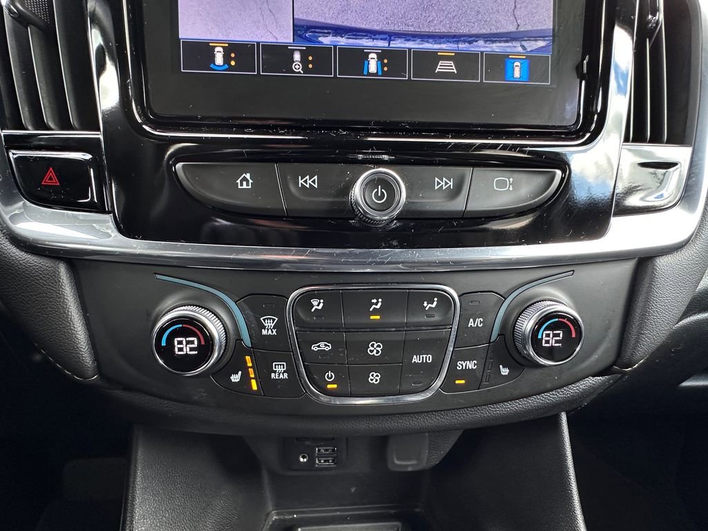 Used 2023 Northsky Blue Metallic Chevrolet LT Leather image 33