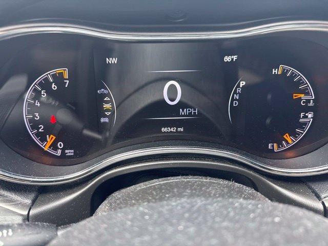 Used 2021 Granite Crystal Clearcoat Metallic Jeep Limited image 19