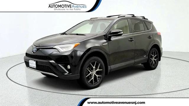 2018 Toyota RAV4 Hybrid SE AWD w/ Entune Premium JBL Nav Audio & Roof Rack