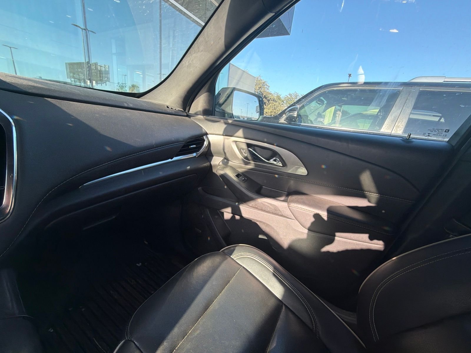 Used 2023 Summit White Chevrolet Premier image 12