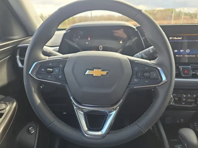 New 2026 Mosaic Black Metallic Chevrolet LT image 14