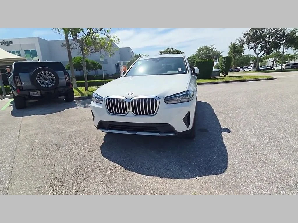 Used 2023 Alpine White BMW xDrive30i image 49