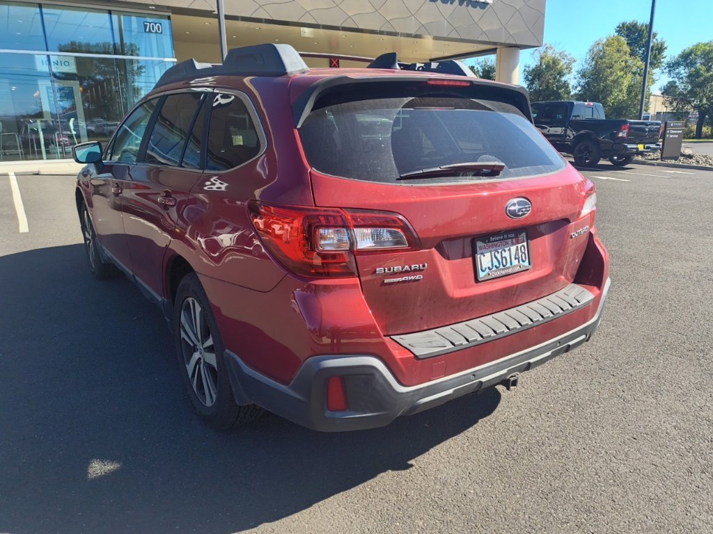 Used 2018  Subaru 2.5i image 8