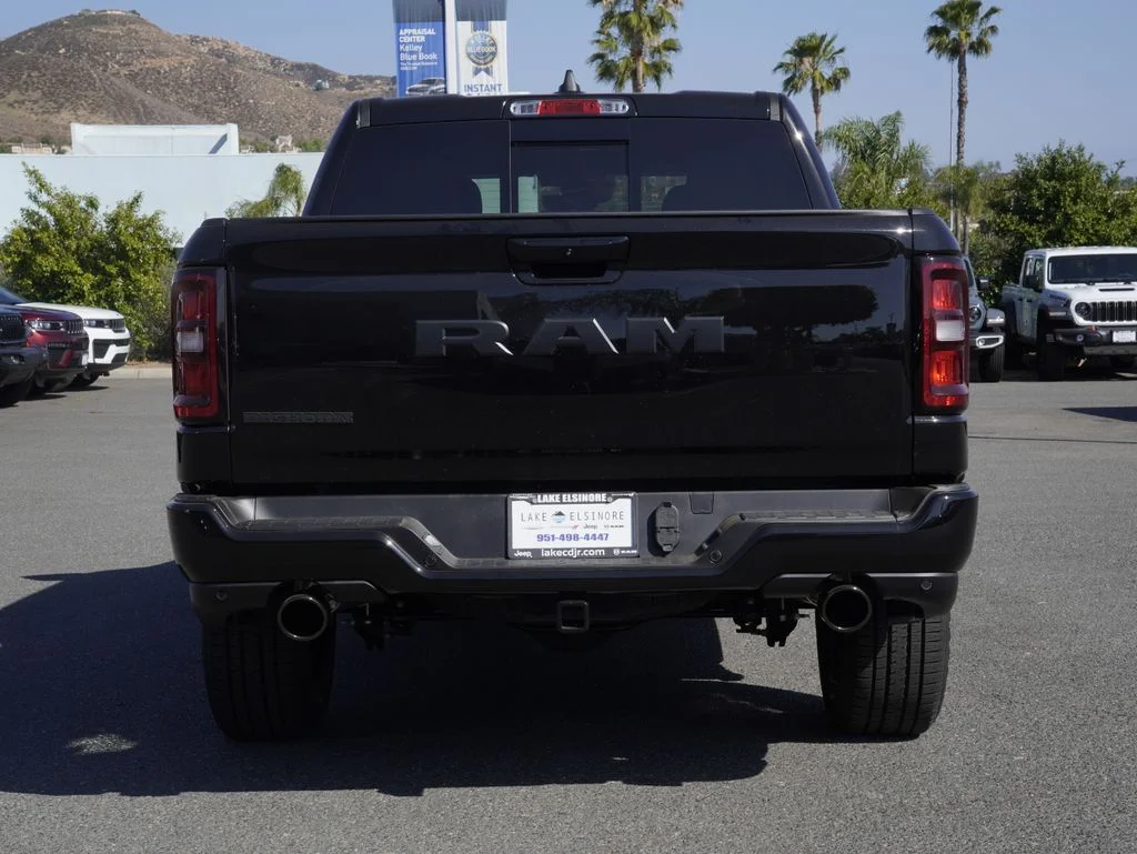New 2026 Diamond Black Crystal Pearl-Coat Exterior Paint RAM Big Horn/Lone Star image 5