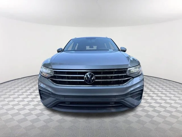 Used 2022 Silver Volkswagen 2.0T S image 2