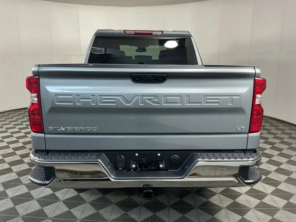 New 2026 Gray Chevrolet LT image 7