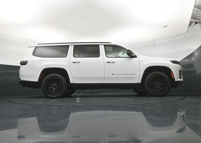 New 2026 White Jeep Limited Reserve image 21