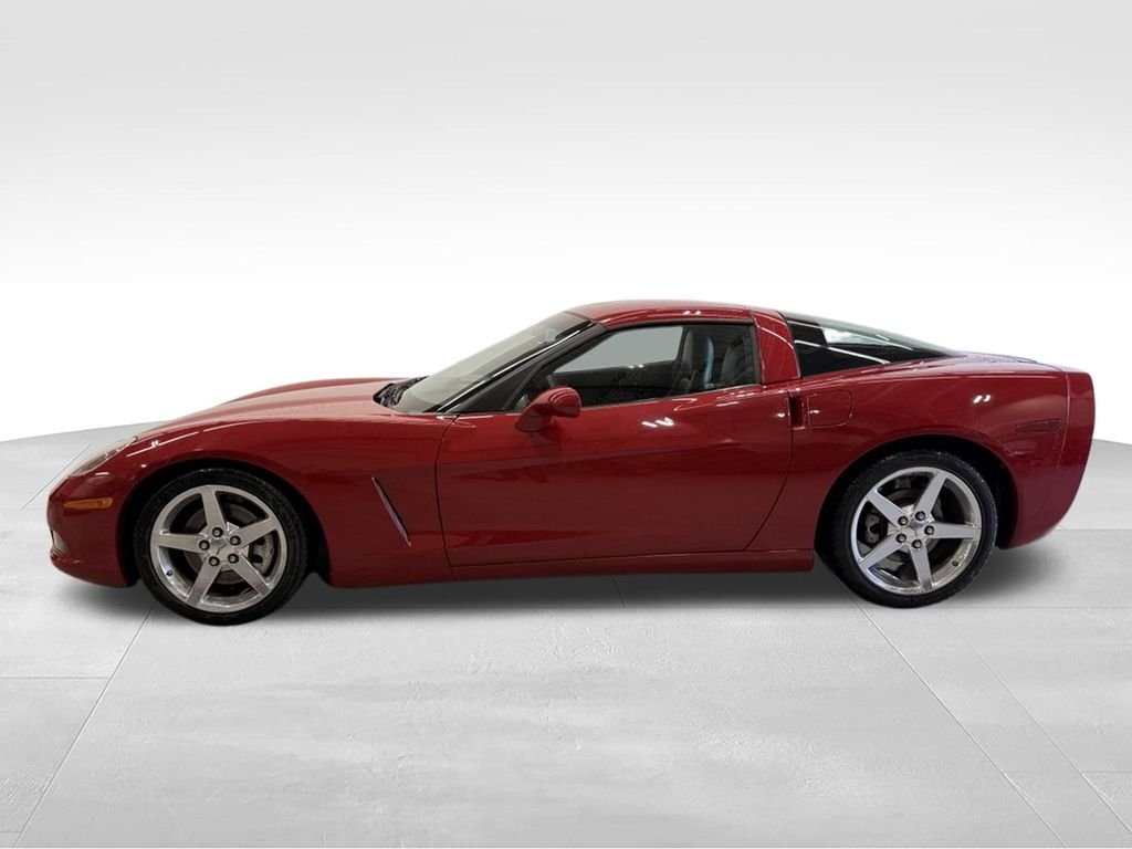 Used 2005 Chevrolet Corvette Base with VIN 1G1YY24UX55100565 for sale in Golden Valley, Minnesota
