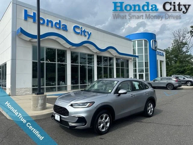 Certified Used 2023 Lunar Silver Metallic Honda LX image 1