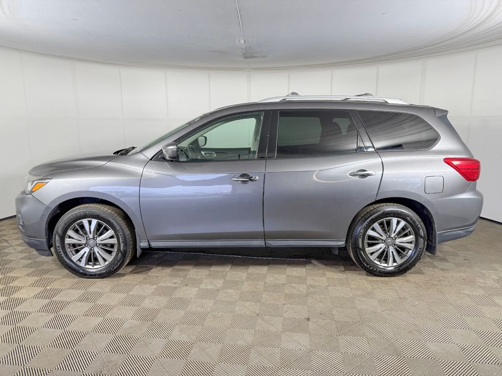 2019 Nissan Pathfinder SV - Photo 12