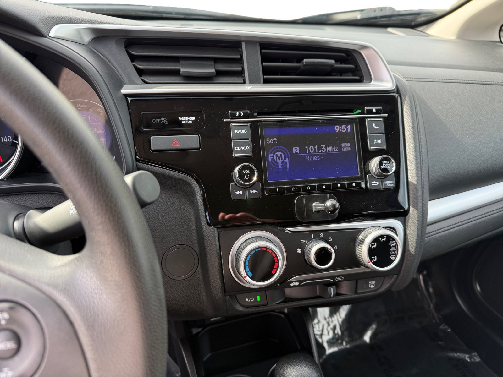 Used 2015 Modern Steel Metallic Honda LX image 12