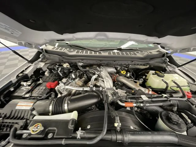New 2026 Glacier Gray Metallic Tri-Coat Ford F-350® Platinum® image 25