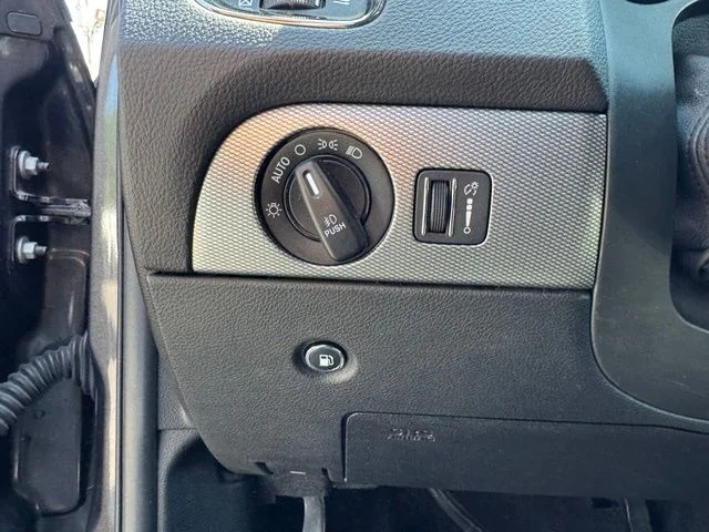 Used 2020  Dodge R/T image 27