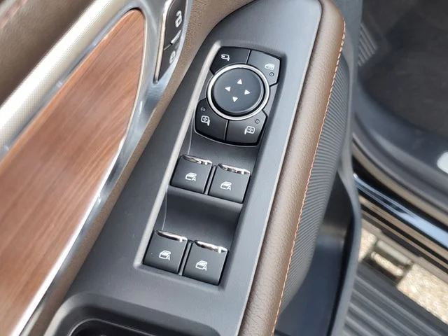 New 2026 Agate Black Metallic Ford King Ranch® image 20