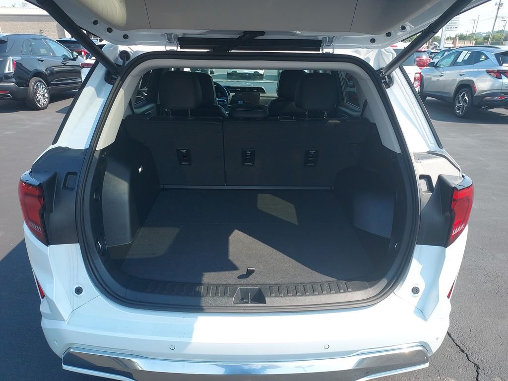 Used 2026 White GMC Denali image 9