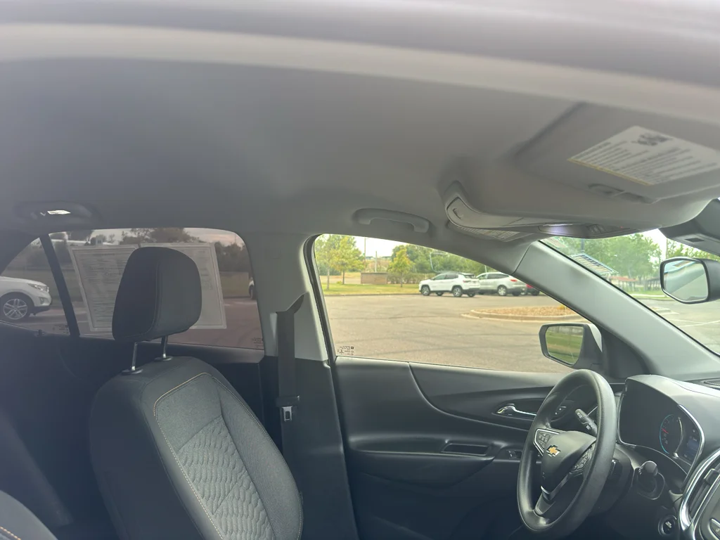 Used 2021 Summit White Chevrolet LT image 12