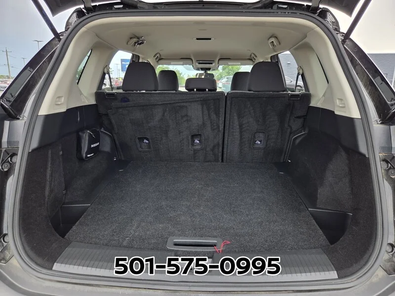 Used 2023 Super Black NISSAN FWD SV image 15